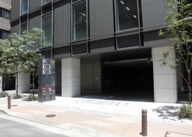 NPC24H東京建物八重洲ビルパーキング